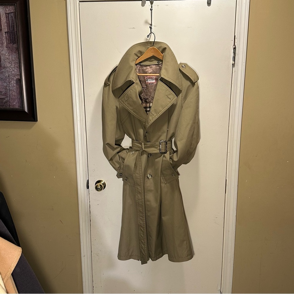 Vintage McGregor Men’s Overcoat • Est. 1921 • Mid-Length Lined Coat.